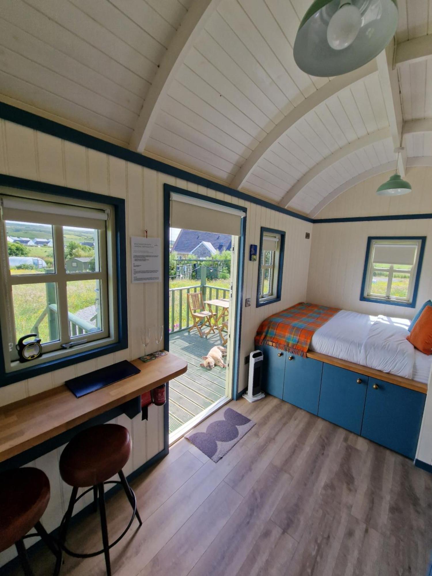 Villa Wild Meadow Huts Doolin Exterior foto